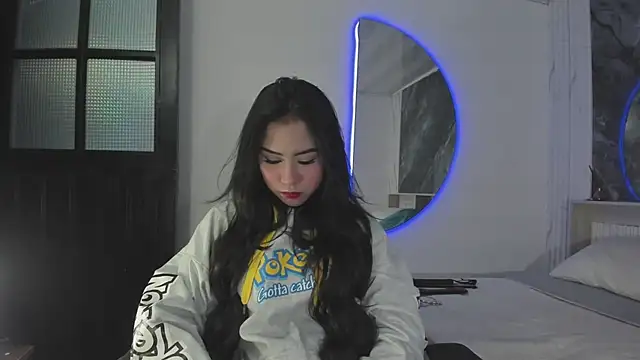 Kitty-Alice online show from 05-31-26, 03:26