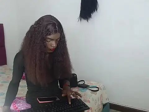 Snapshot of kenia_nihiara chatting on 06-07-26, 06:17 kenia nihiara online show from 06-07-26, 06:17