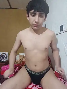 Snapshot of D4vidxxx chatting on 06-19-26, 05:12 D4vidxxx online show from 06-19-26, 05:12