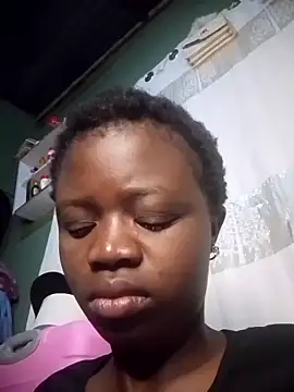 Snapshot of Carinasweets chatting on 06-19-26, 01:43 Carinasweets online show from 06-19-26, 01:43