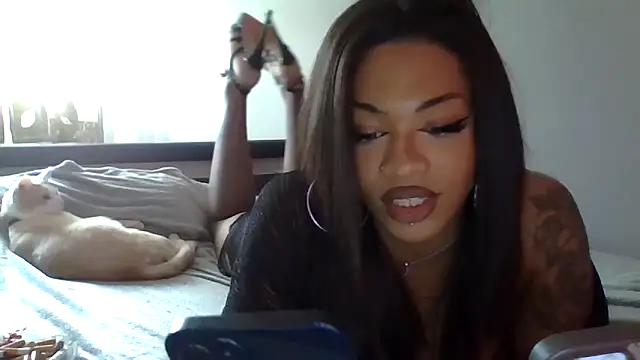 Loren4a online show from 06-09-26, 05:46