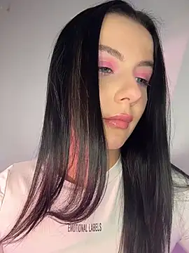 QueenL0la online show from 05-31-26, 06:09