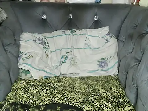 Silky aura online show from 07-03-26, 12:33