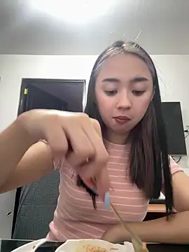 itsskhatee online show from 06-16-26, 04:37