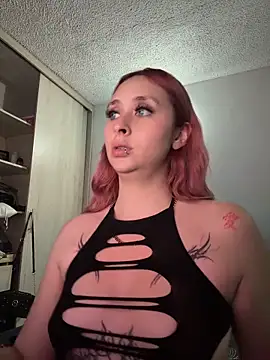 Snapshot of Sophia_LuxxX chatting on 06-02-26, 11:18 Sophia LuxxX online show from 06-02-26, 11:18