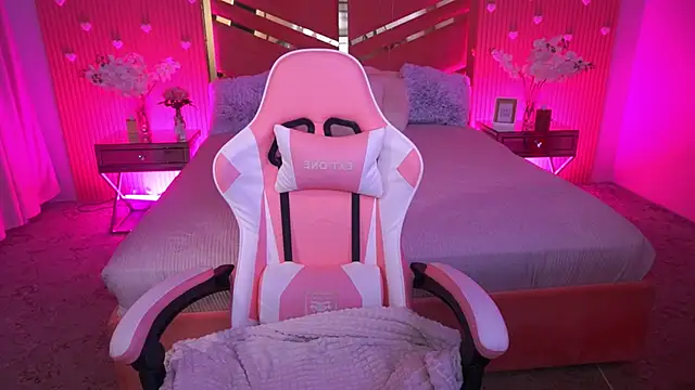 LilitMurrr online show from 06-17-26, 01:12