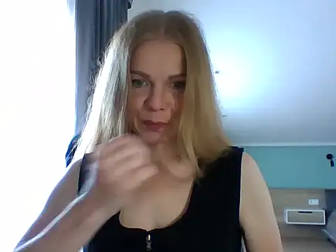 Snapshot of Tina5394 chatting on 06-10-26, 04:56 Tina5394 online show from 06-10-26, 04:56