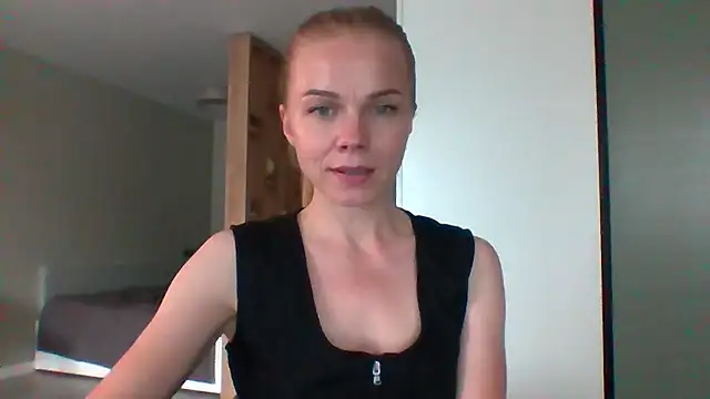 Snapshot of Tina5394 chatting on 07-10-26, 05:15 Tina5394 online show from 07-10-26, 05:15