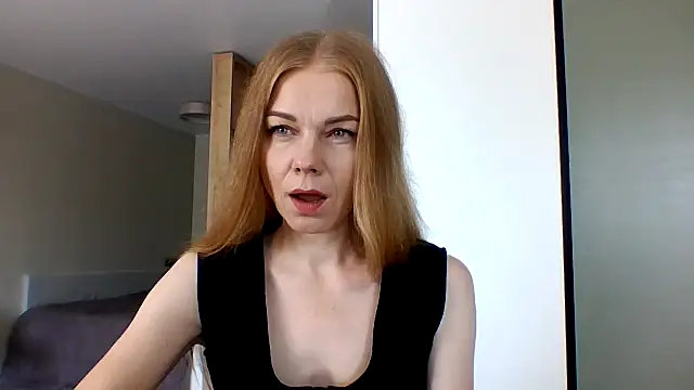 Snapshot of Tina5394 chatting on 07-14-26, 06:07 Tina5394 online show from 07-14-26, 06:07