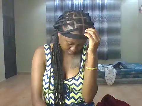 Snapshot of _Empress chatting on 06-17-26, 05:58 Empress online show from 06-17-26, 05:58
