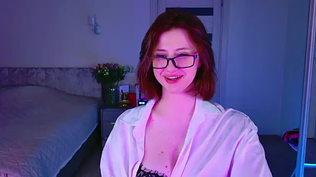Snapshot of AvaCade chatting on 07-06-26, 11:29 AvaCade online show from 07-06-26, 11:29