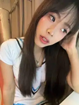 Snapshot of HHH5200 chatting on 05-28-26, 02:58 HHH5200 online show from 05-28-26, 02:58
