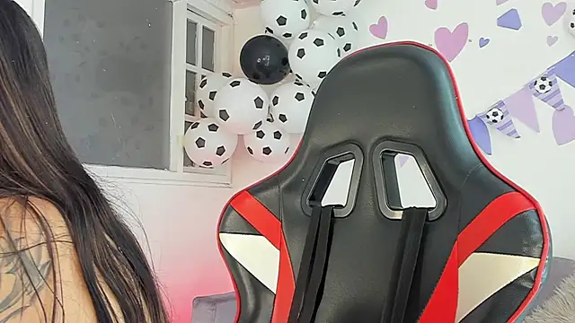 Snapshot of Noa_bunny_ chatting on 07-15-26, 09:42 Noa bunny online show from 07-15-26, 09:42