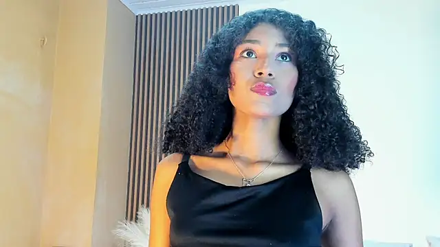 Snapshot of Lissa_Blaze chatting on 07-14-26, 11:05 Lissa Blaze online show from 07-14-26, 11:05