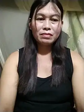 Snapshot of -Hatybi- chatting on 06-11-26, 05:33 -Hatybi- online show from 06-11-26, 05:33