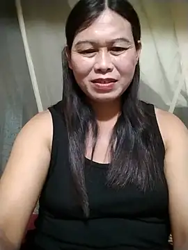 Snapshot of -Hatybi- chatting on 07-15-26, 05:29 -Hatybi- online show from 07-15-26, 05:29