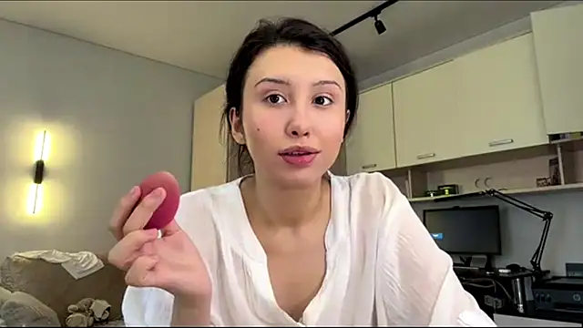 Snapshot of Alicekitty67 chatting on 07-20-26, 07:11 Alicekitty67 online show from 07-20-26, 07:11