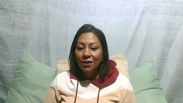 Snapshot of IndianSexyMilf69 chatting on 07-07-26, 05:10 IndianSexyMilf69 online show from 07-07-26, 05:10