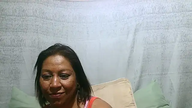 Snapshot of IndianSexyMilf69 chatting on 07-07-26, 07:23 IndianSexyMilf69 online show from 07-07-26, 07:23