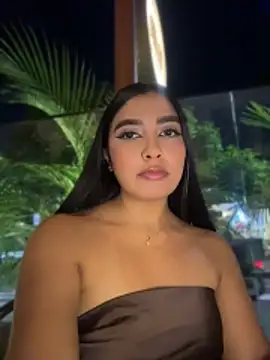 Snapshot of HaileyBieber_ chatting on 06-20-26, 02:14 HaileyBieber online show from 06-20-26, 02:14