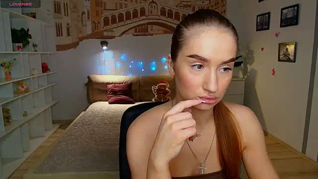 Snapshot of AlisaFoxis chatting on 07-02-26, 05:41 AlisaFoxis online show from 07-02-26, 05:41