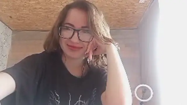OliviaMoment online show from 06-13-26, 09:18