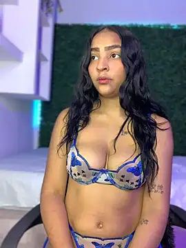 KissyIsabella  online show from 06-24-26, 12:37