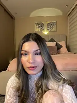 Snapshot of emilyvex chatting on 06-21-26, 05:21 emilyvex online show from 06-21-26, 05:21