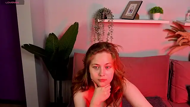 Snapshot of EricaWilds chatting on 07-10-26, 12:19 EricaWilds online show from 07-10-26, 12:19