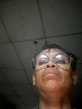 Snapshot of sexynoty69 chatting on 07-08-26, 12:31 sexynoty69 online show from 07-08-26, 12:31