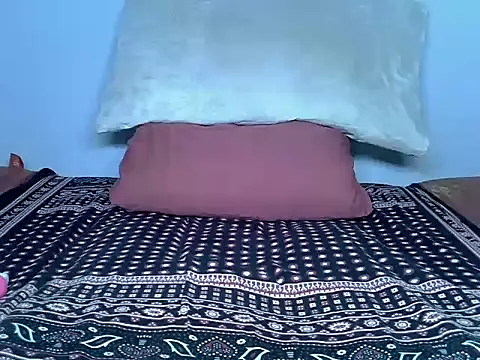 Snapshot of -rareprinces chatting on 07-19-26, 11:30 -rareprinces online show from 07-19-26, 11:30