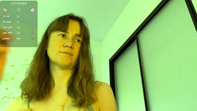 Snapshot of agniia257 chatting on 06-11-26, 05:55 agniia257 online show from 06-11-26, 05:55