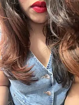 Yours riya11 online show from 06-11-26, 07:34