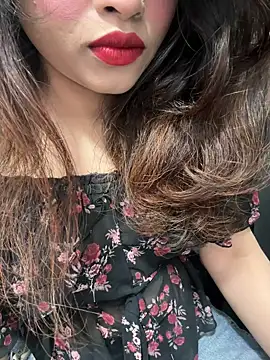 Yours riya11 online show from 06-24-26, 07:24