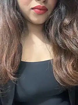 Yours riya11 online show from 07-12-26, 05:59