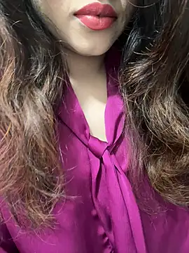 Yours riya11 online show from 07-14-26, 06:46