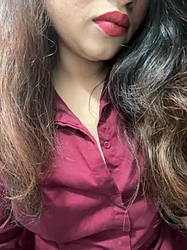 Yours riya11 online show from 07-17-26, 11:31