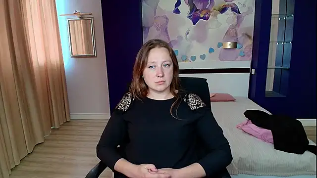 Snapshot of DiamonAria chatting on 06-01-26, 06:48 DiamonAria online show from 06-01-26, 06:48