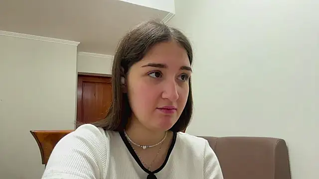AnnaMaccoil online show from 06-02-26, 04:09