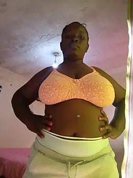 Snapshot of bigboobsz1 chatting on 06-27-26, 10:09 bigboobsz1 online show from 06-27-26, 10:09