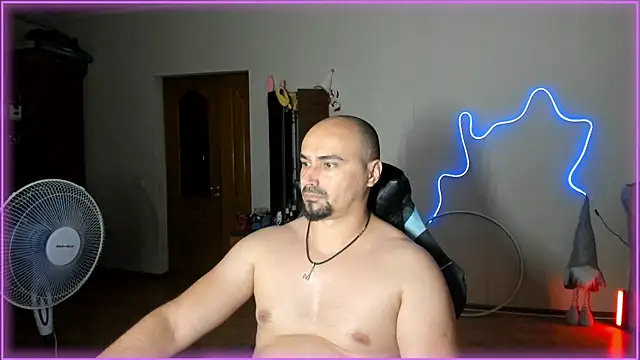 Snapshot of -SexyDaddy- chatting on 07-20-26, 07:38 -SexyDaddy- online show from 07-20-26, 07:38