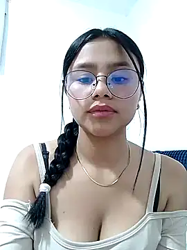 Sofielovee-01 online show from 07-11-26, 12:57