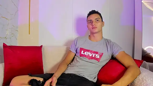 andrewevans46 online show from 06-02-26, 01:13