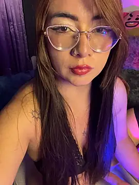 arilynn  online show from 06-14-26, 04:58