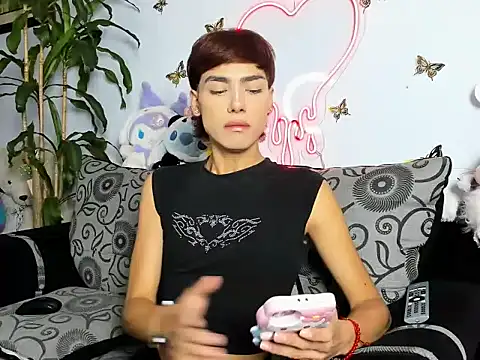 Playboy andeer online show from 07-17-26, 07:19