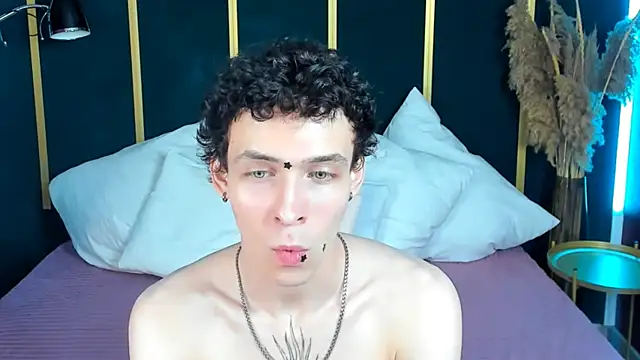 Snapshot of Jacob_Davidson chatting on 06-21-26, 03:36 Jacob Davidson online show from 06-21-26, 03:36