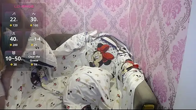 Shaina Sexy18 online show from 07-12-26, 10:23