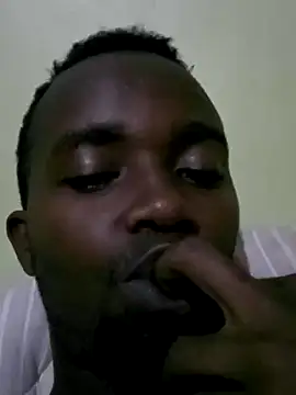 Snapshot of Steve_ke chatting on 06-21-26, 02:19 Steve ke online show from 06-21-26, 02:19