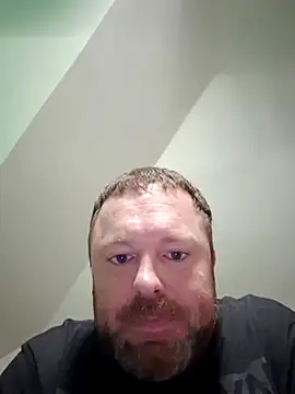 Snapshot of ChurningGunk chatting on 06-05-26, 10:37 ChurningGunk online show from 06-05-26, 10:37