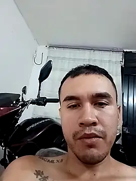 Snapshot of ANDRES_HOT-1996 chatting on 04-29-26, 10:30 ANDRES HOT-1996 online show from 04-29-26, 10:30